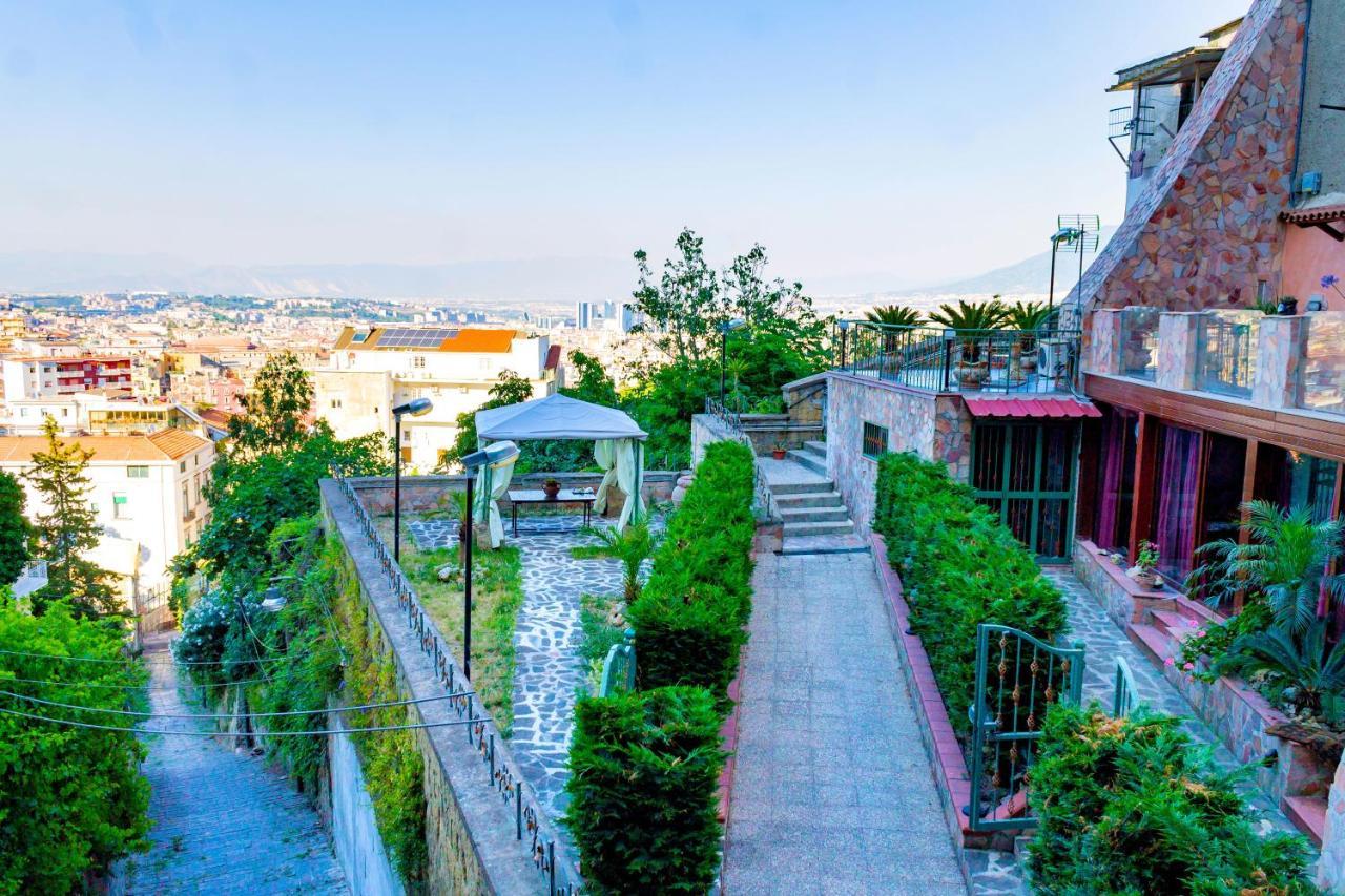 Vesuvio Garden E Spa, Host Napels