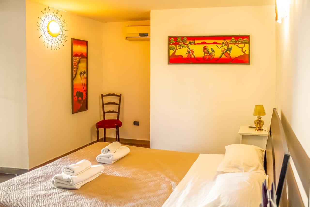 Vesuvio Garden E Spa, Host * Napels